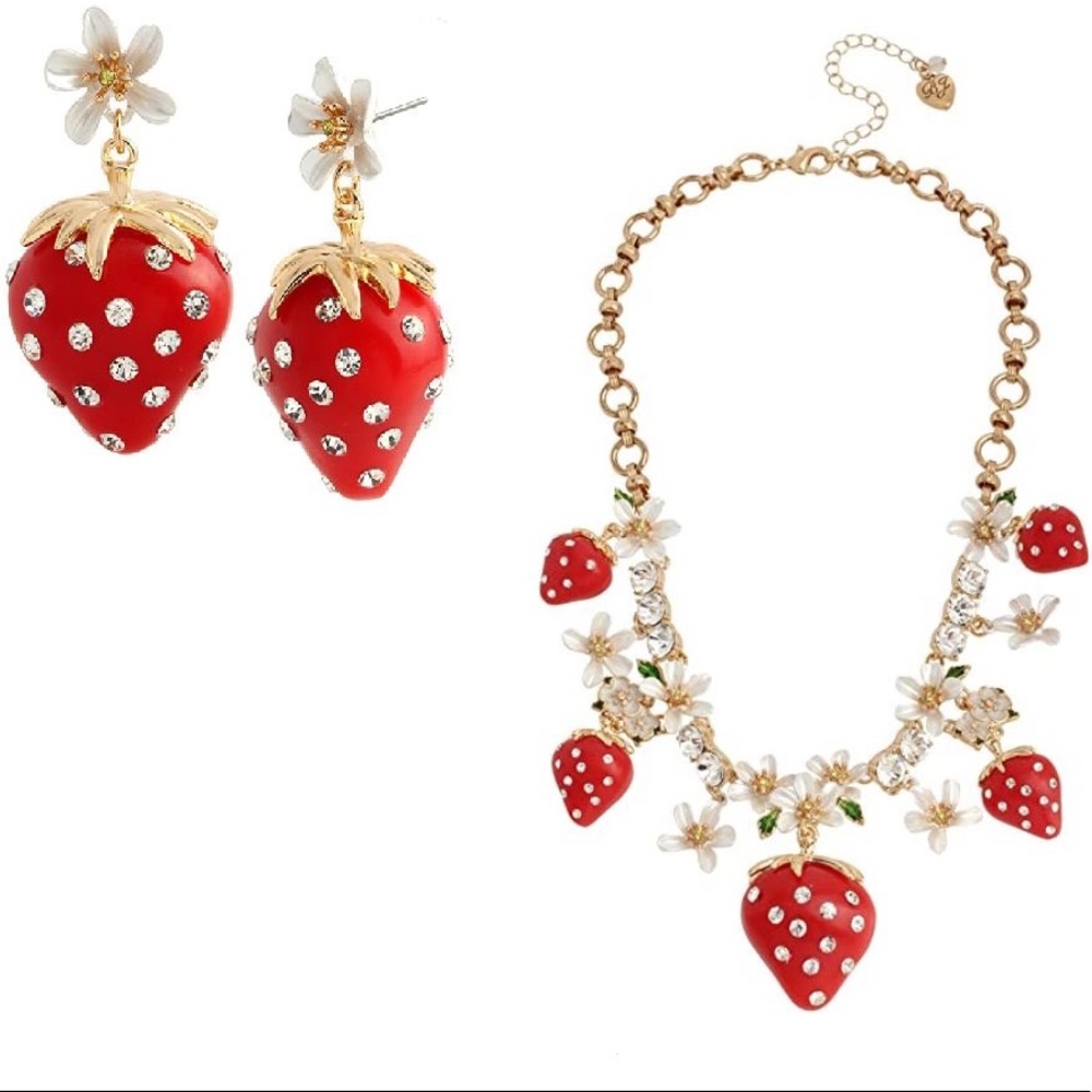 NWT Authentic Betsey Johnson Strawberry Necklace & Earrings Set